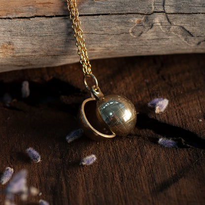 Cordelia's Globe Necklace Brass
